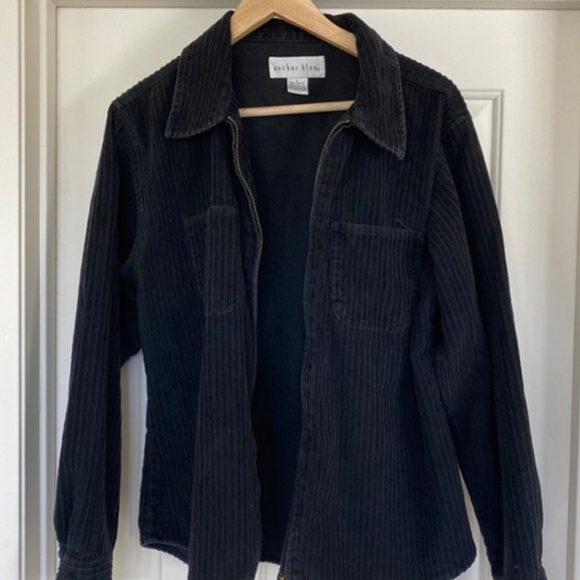 SOLD - Picture 3 of 4